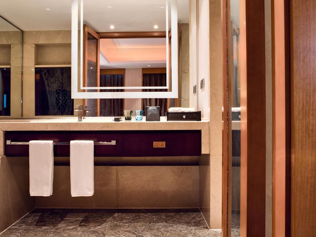 Lia! Chengdu Hotel Εξωτερικό φωτογραφία
