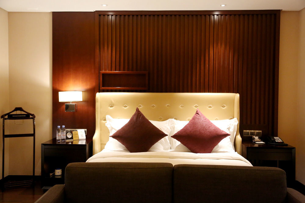 Lia! Chengdu Hotel Εξωτερικό φωτογραφία