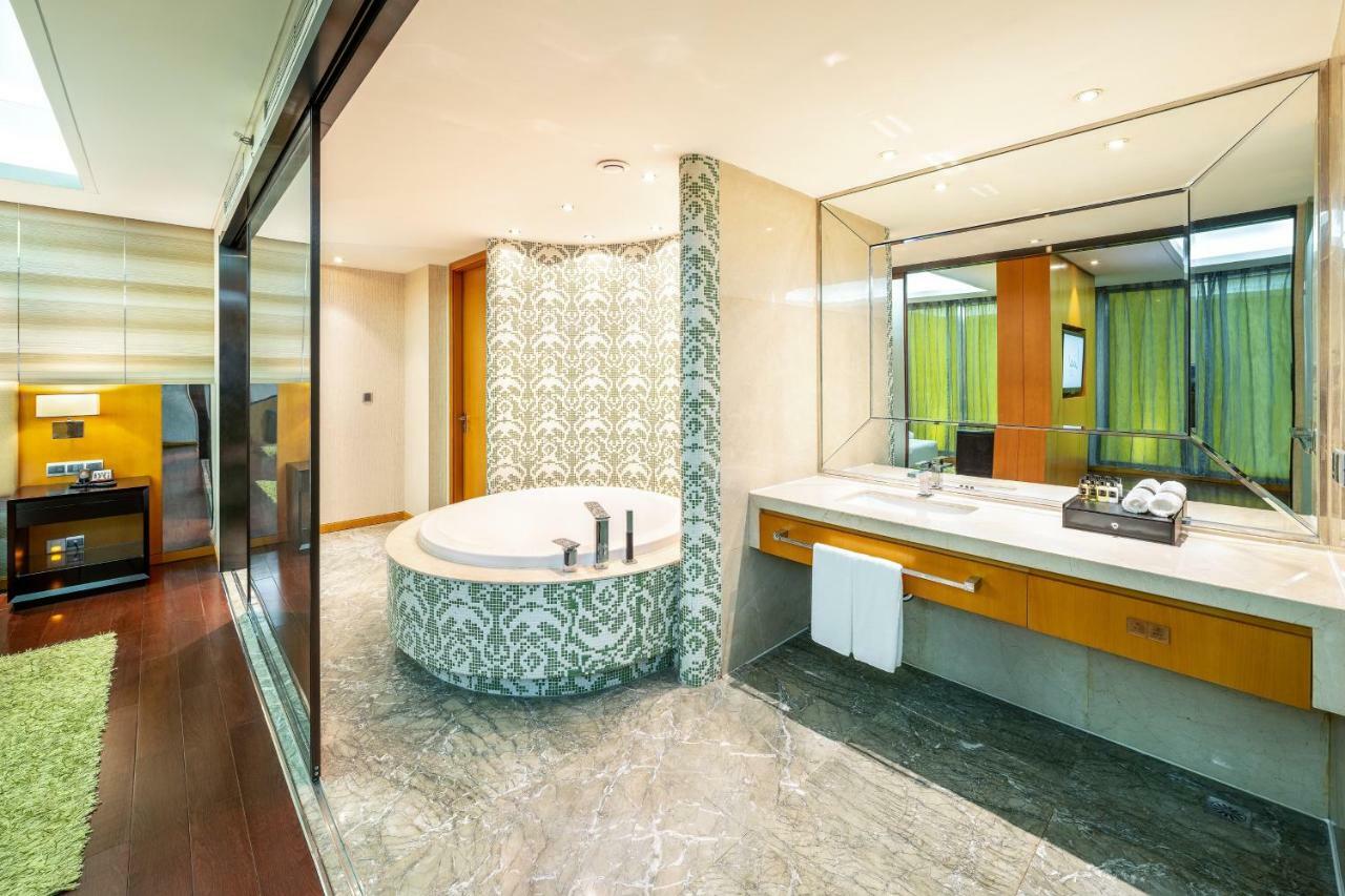 Lia! Chengdu Hotel Εξωτερικό φωτογραφία